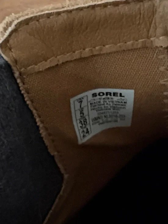 Sorel Emilie III waterproof Tan Suede Chelsea Ankle Boots with Gray Panels - Picture 6 of 7